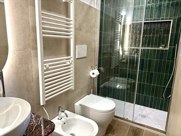 Camera 3, il bagno